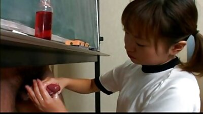 ชายชราเงี่ยน fucks หลานสาวสาว. วีดีโอ โป็