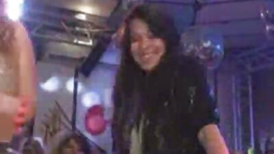 สาวแก่เงี่ยนยังไม่เลิกรักเซ็กส์หมู่. วีดีโอ โป๊ คม ชัด