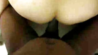 เด็กสาวเข้าร่วมการแสดงเพื่อเงิน หนัง xxx ที่ เป็น วิดีโอ