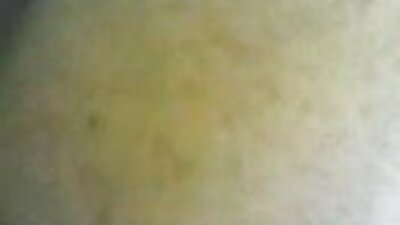 ผู้ชาย fucks วิดีโอ xxx18+ เจี๊ยบด้วยเสียงแหลมแล้ว cums ในปากของเธอ