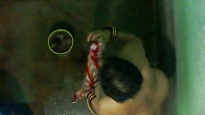 ในสื่อลามก ดู วิดีโอ หนัง เอ็ ก BDSM เจี๊ยบกำลังรอการมีเพศสัมพันธ์ทางทวารหนักและหนีบผ้าที่หีของเธอ